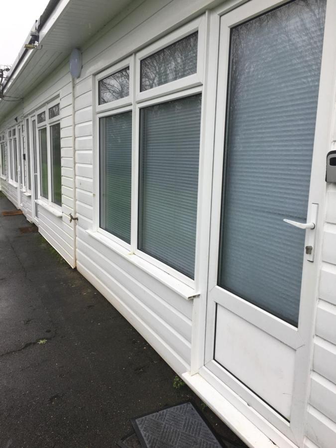 Adventure Cabin Dartmouth Zewnętrze zdjęcie